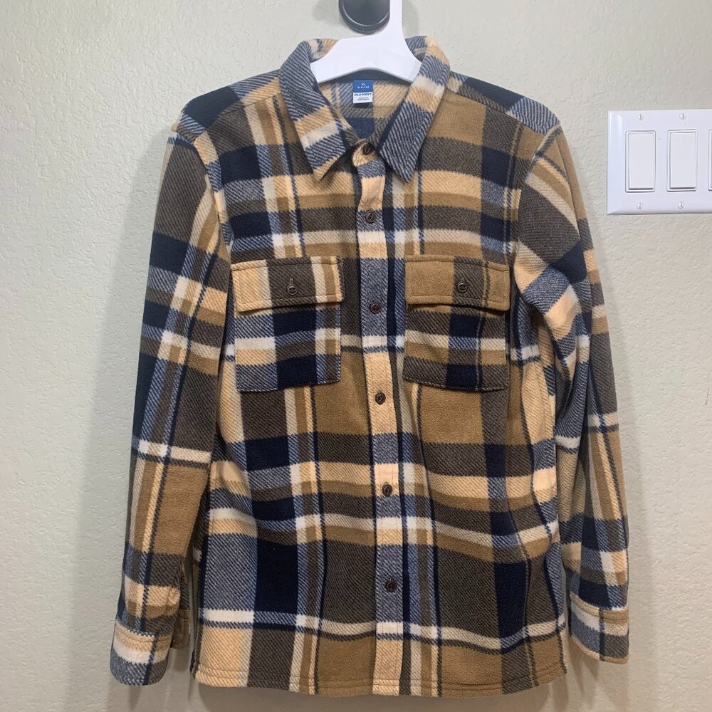 Boys XLarge (14/16) Button Fleece